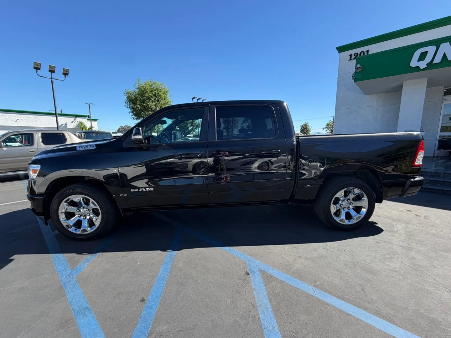 Used 2019 RAM 1500 Big Horn RWD image 6