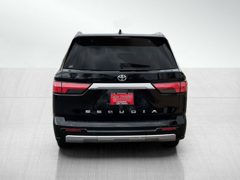 Used 2024 Toyota Sequoia Capstone image 4