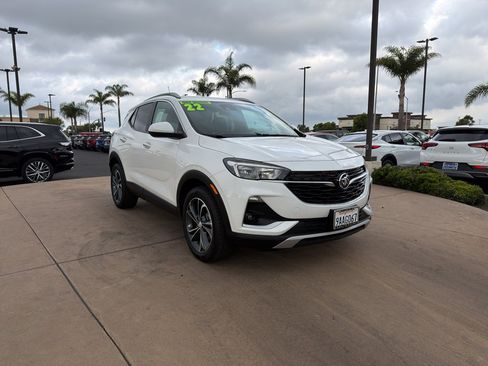 Used 2022 Buick Encore GX Select image 3