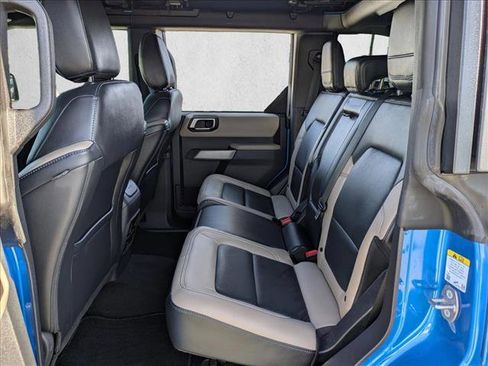 Used 2022 Ford Bronco Wildtrak image 18