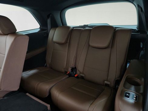 Certified 2026 Mercedes-Benz GLS 450 4MATIC image 19