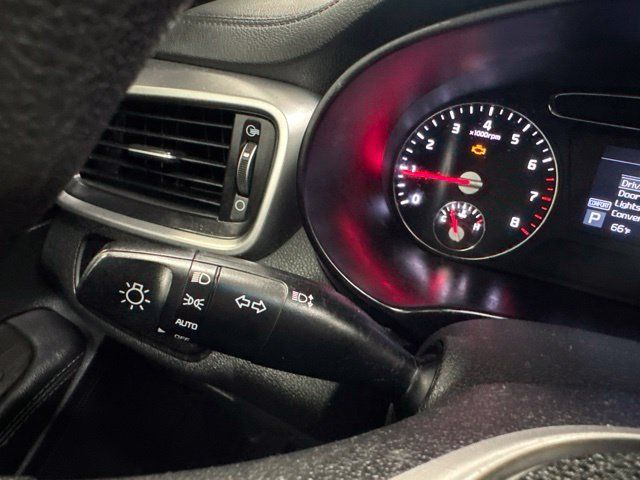 Used 2020 Kia Sorento LX AWD/4WD image 34