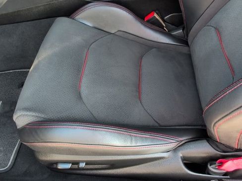 Used 2021 Chevrolet Camaro ZL1 image 12