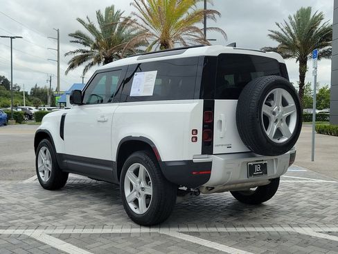 Certified 2023 Land Rover Defender 90 SE AWD/4WD image 3
