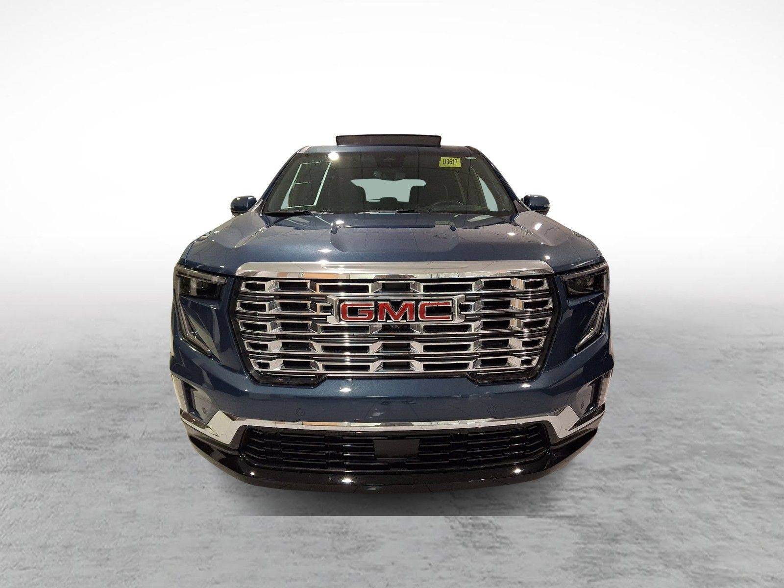 Certified 2026 GMC Acadia Denali w/ Super Cruise Package AWD/4WD image 2