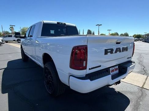 New 2026 RAM 2500 Laramie AWD/4WD image 6