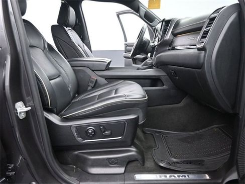 Used 2024 RAM 1500 Limited w/ Body Color Bumper Group image 18