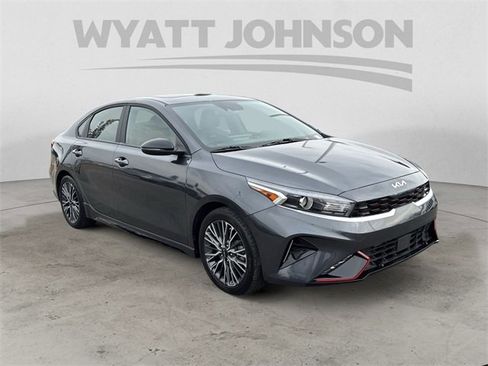Used 2024 Kia Forte GT-Line w/ GT-Line Premium Package image 7