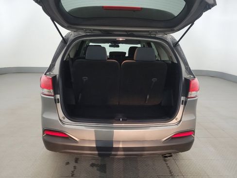 Used 2017 Kia Sorento AWD image 29