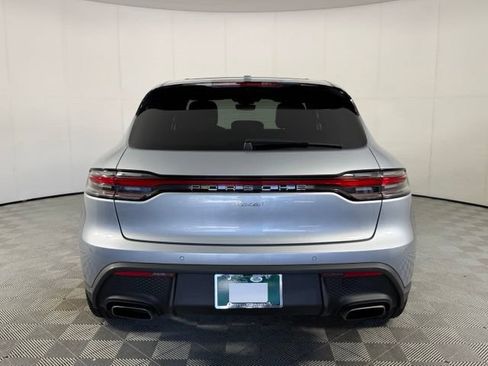 Used 2025 Porsche Macan AWD/4WD image 8