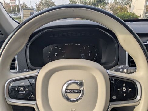 Used 2018 Volvo XC90 T6 Momentum w/ Convenience Package image 36