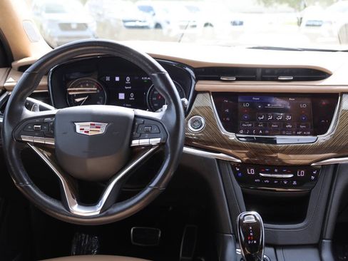 Used 2021 Cadillac XT6 Sport w/ Platinum Package AWD/4WD image 26