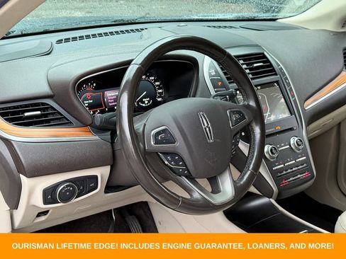 Used 2018 Lincoln MKC Select w/ Select Plus Package FWD image 28