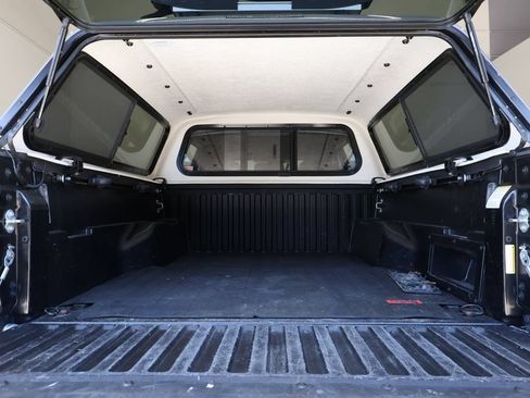 Used 2021 Toyota Tacoma SR AWD/4WD image 14
