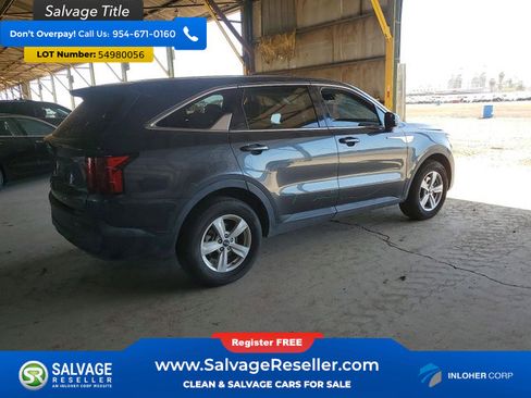 Used 2021 Kia Sorento LX FWD image 4
