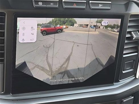 Used 2023 Ford F250 Lariat w/ Chrome Package image 5