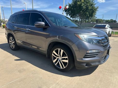Used 2017 Honda Pilot Elite image 8