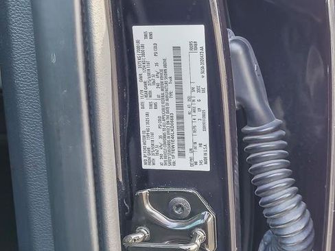 Used 2020 Ford F150 Lariat w/ Equipment Group 502A Luxury AWD/4WD image 34
