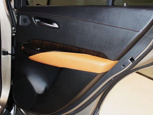 Used 2020 Cadillac XT4 Premium Luxury image 64