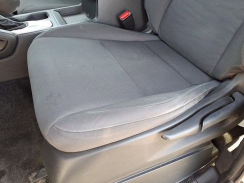 Used 2022 Nissan Frontier S image 14