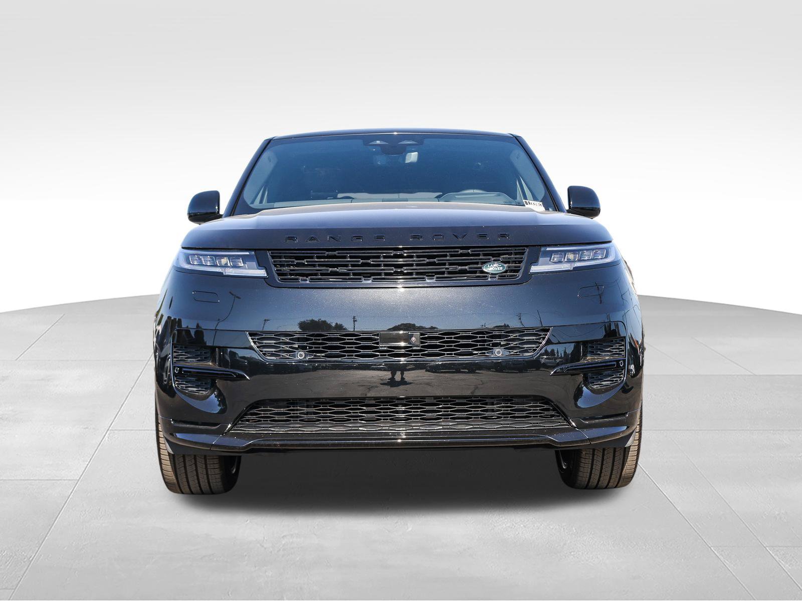 New 2027 Land Rover Range Rover Sport Dynamic SE AWD/4WD image 2
