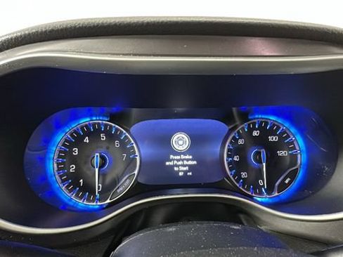 New 2026 Chrysler Pacifica Select FWD image 24