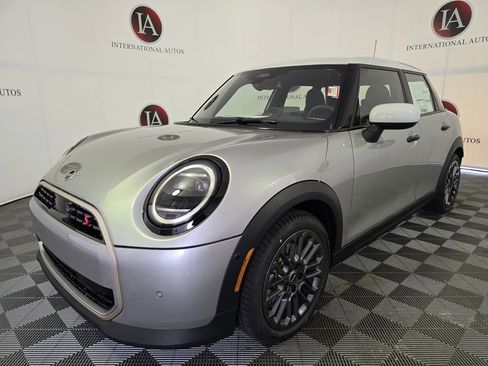 New 2026 MINI Cooper S image 5