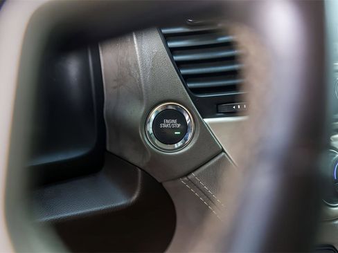 Used 2018 GMC Yukon Denali w/ Denali Ultimate Package image 18