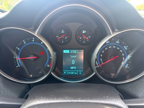 Used 2014 Chevrolet Cruze LT FWD image 18