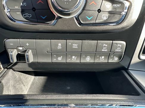 Used 2018 RAM 3500 Laramie w/ Sport Appearance Group image 25