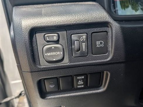 Used 2021 Toyota 4Runner Limited AWD/4WD image 8