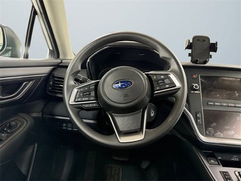 Used 2025 Subaru Outback image 12