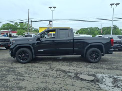 Used 2023 GMC Sierra 1500 Elevation AWD/4WD image 7