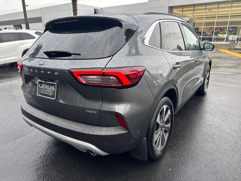 Used 2023 Ford Escape Platinum w/ Premium Technology Package AWD/4WD image 7