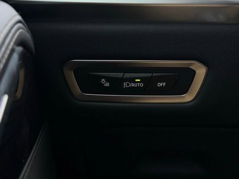 Used 2026 BMW X7 xDrive40i w/ M Sport Package image 36