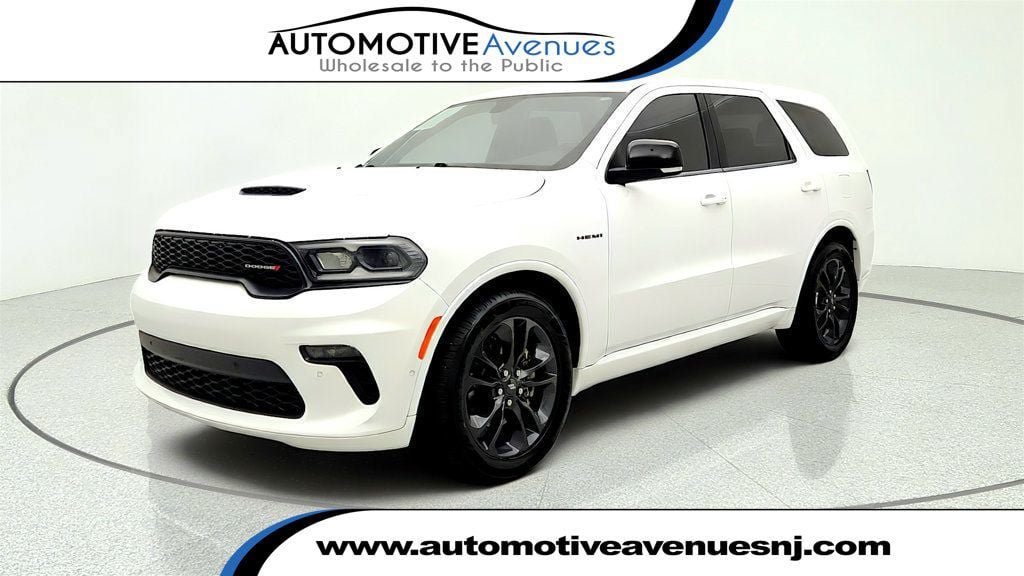 Used 2022 Dodge Durango R/T w/ Blacktop Package AWD/4WD image 1
