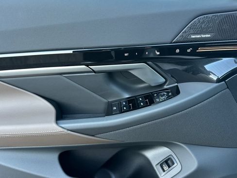 New 2026 BMW 530i w/ Premium Package RWD image 13