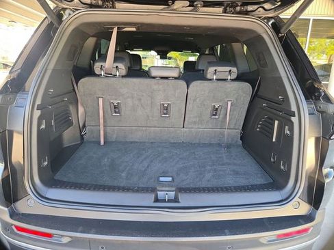 Used 2025 Buick Enclave Preferred image 27