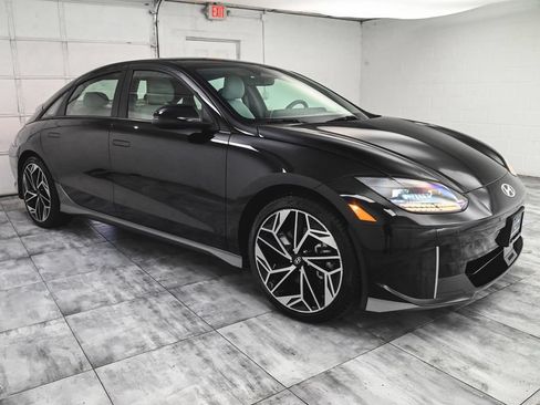 Used 2023 Hyundai Ioniq 6 SEL w/ Cargo Package AWD/4WD image 3