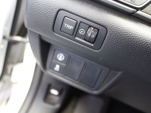 Used 2018 Honda Accord EX image 11