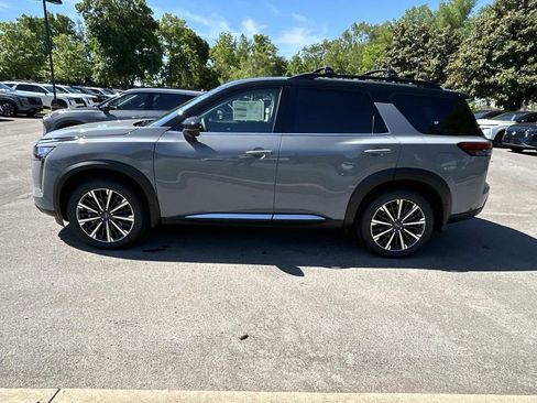 New 2026 Nissan Pathfinder Platinum w/ Lighting Package AWD/4WD image 4