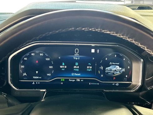 Used 2023 Chevrolet Silverado 1500 LTZ image 14