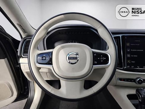 Used 2020 Volvo XC90 T6 Momentum image 18
