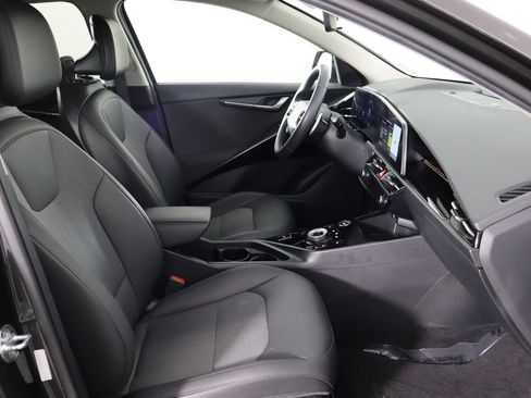 Used 2023 Kia Niro Wind FWD image 18