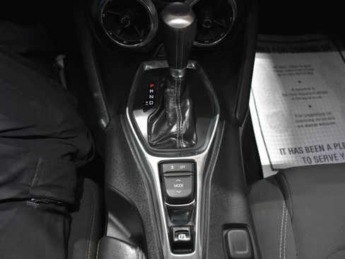 Used 2018 Chevrolet Camaro LT RWD image 20