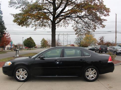 Used 2016 Chevrolet Impala LT image 6