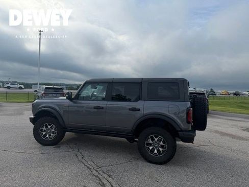 Used 2023 Ford Bronco Badlands AWD/4WD image 9
