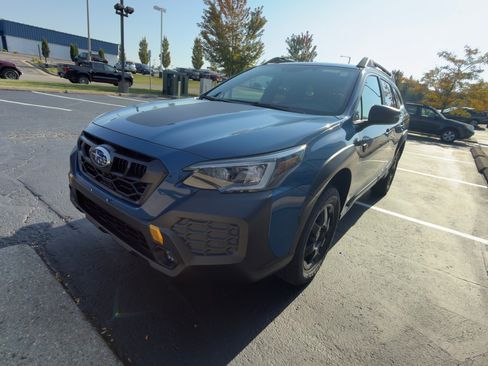 Used 2025 Subaru Outback Wilderness image 7
