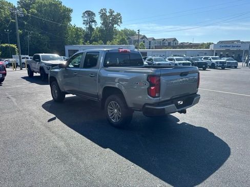 New 2026 Chevrolet Colorado LT w/ LT Convenience Package AWD/4WD image 18