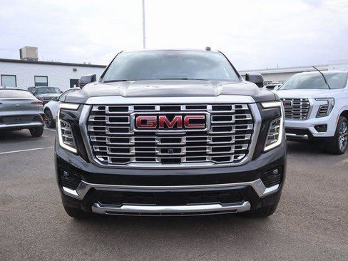 New 2026 GMC Yukon Denali w/ Sun & Power Step Package AWD/4WD image 2